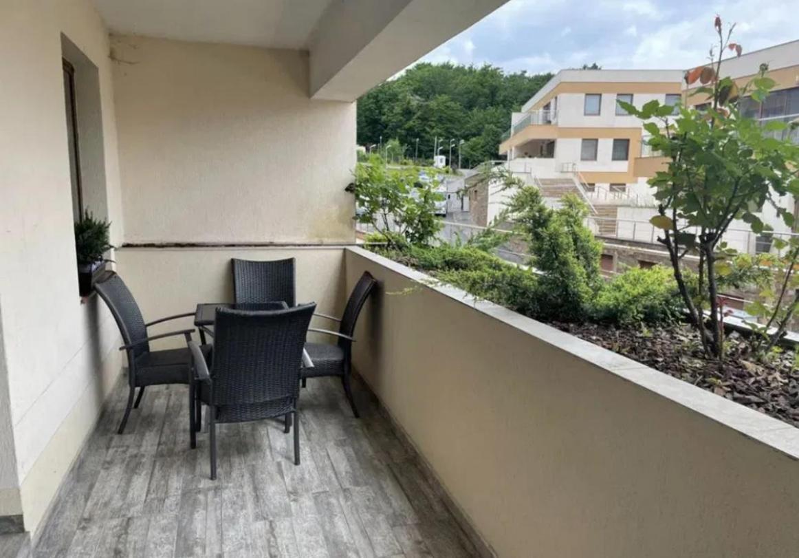 Londof Luxury Apartments - With A Panoramic View Over The City Braşov Esterno foto